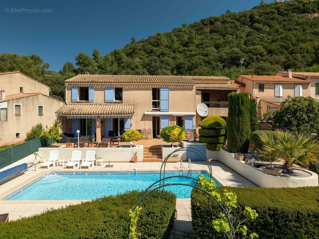 Maison à TARADEAU