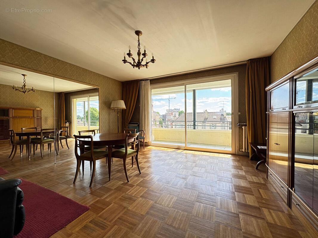 Appartement à SAINT-GERMAIN-EN-LAYE