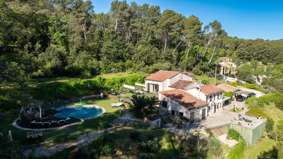 Maison à TRANS-EN-PROVENCE