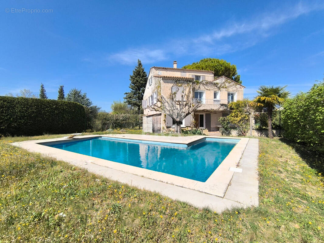 Maison à MAZAN