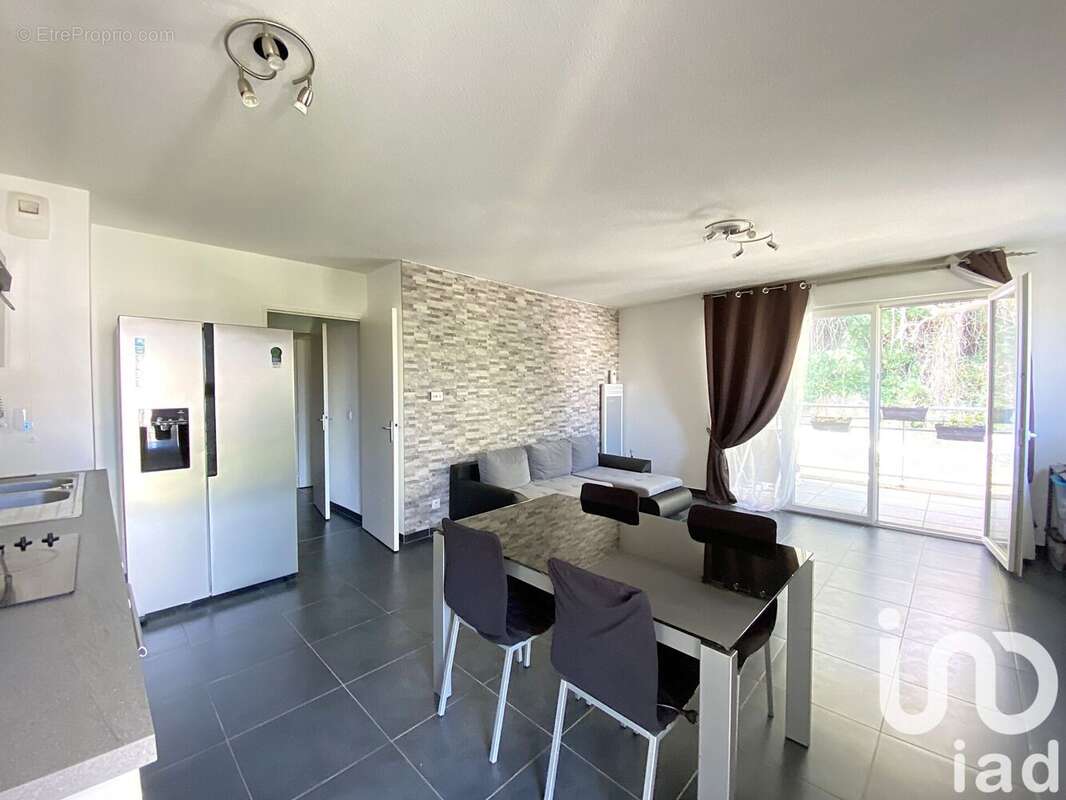 Photo 9 - Appartement à SAINT-LAURENT-DU-VAR