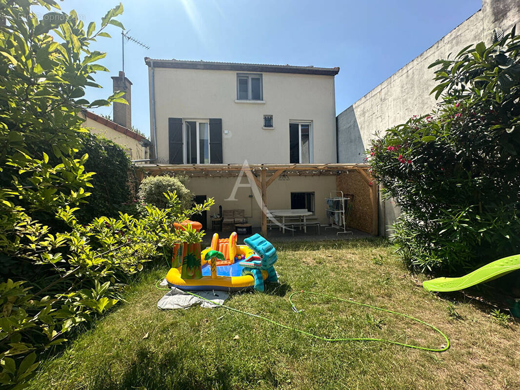 Maison à CHOISY-LE-ROI