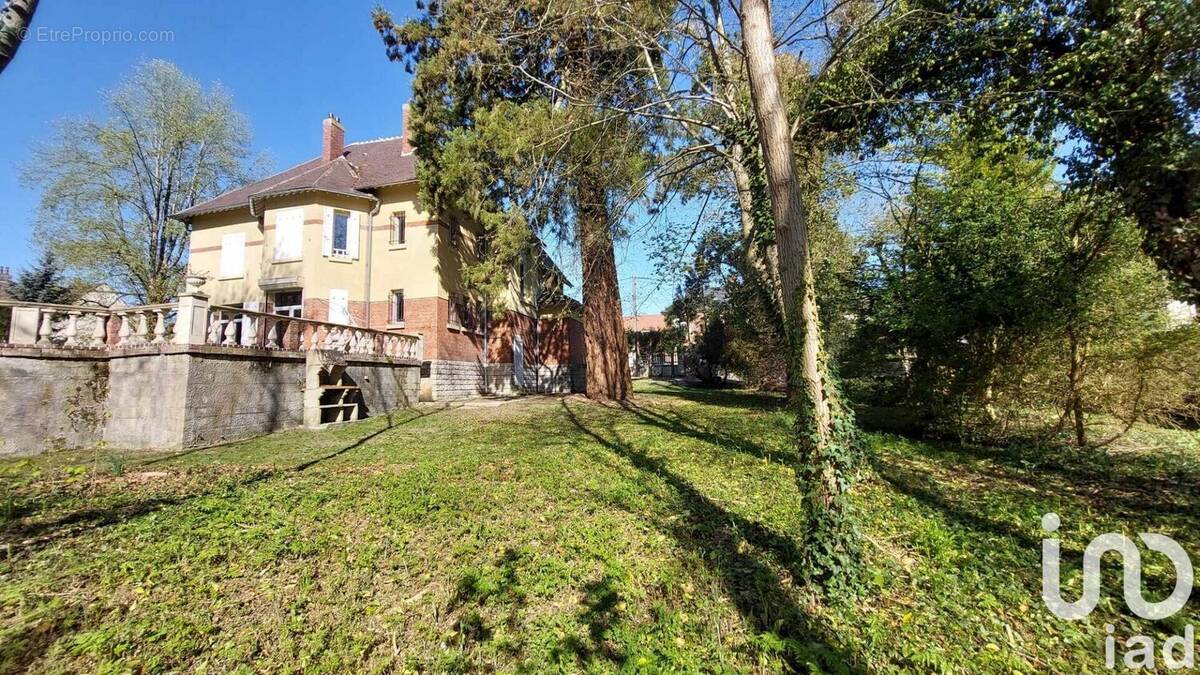 Photo 1 - Maison à SAINT-JUST-EN-CHAUSSEE
