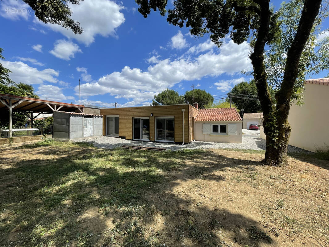 Maison à BOUAYE