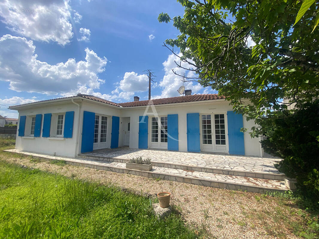 Maison à AIGREFEUILLE-D&#039;AUNIS