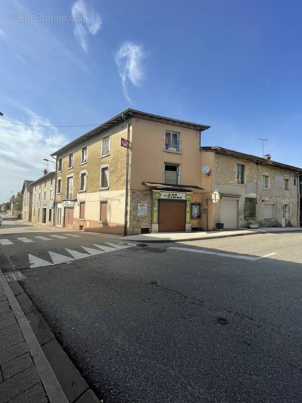 Appartement à JASSERON