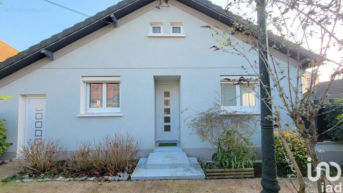 Photo 1 - Maison à MITRY-MORY