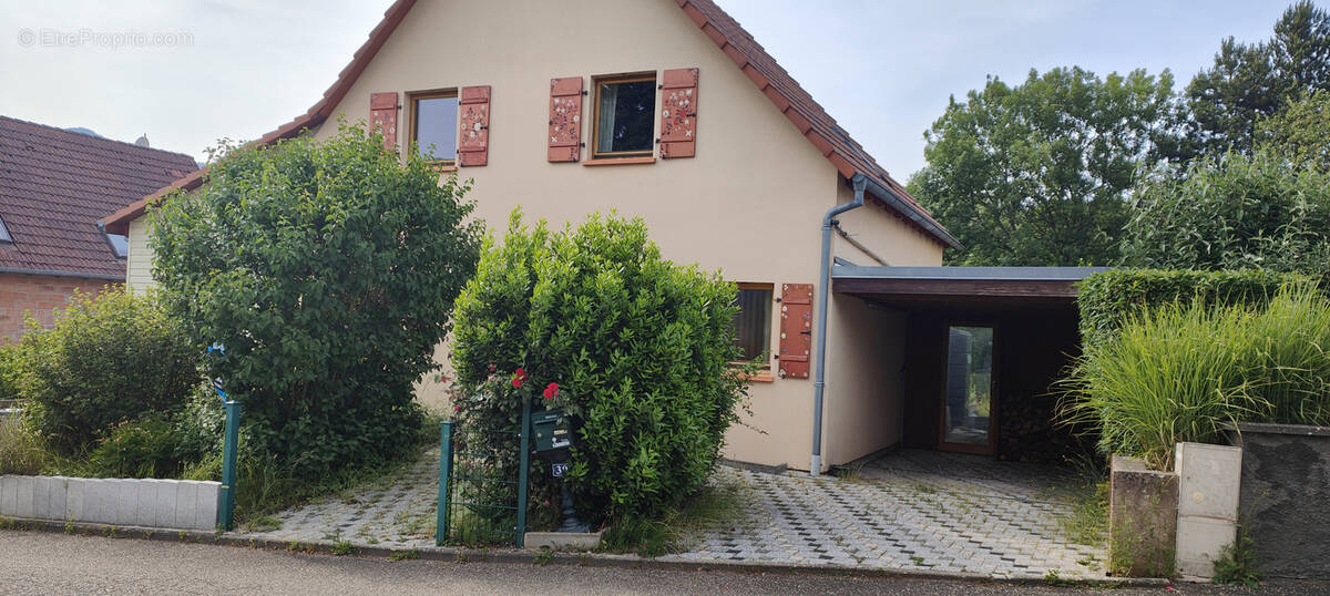 Maison à LUTZELHOUSE