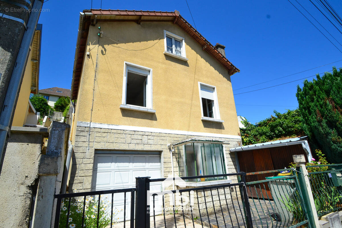 Maison à FOSSES