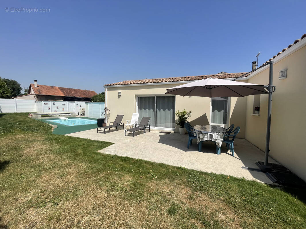 Maison à AIGREFEUILLE-D&#039;AUNIS