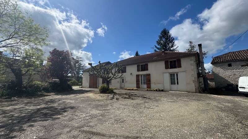 Maison à PUYMIROL