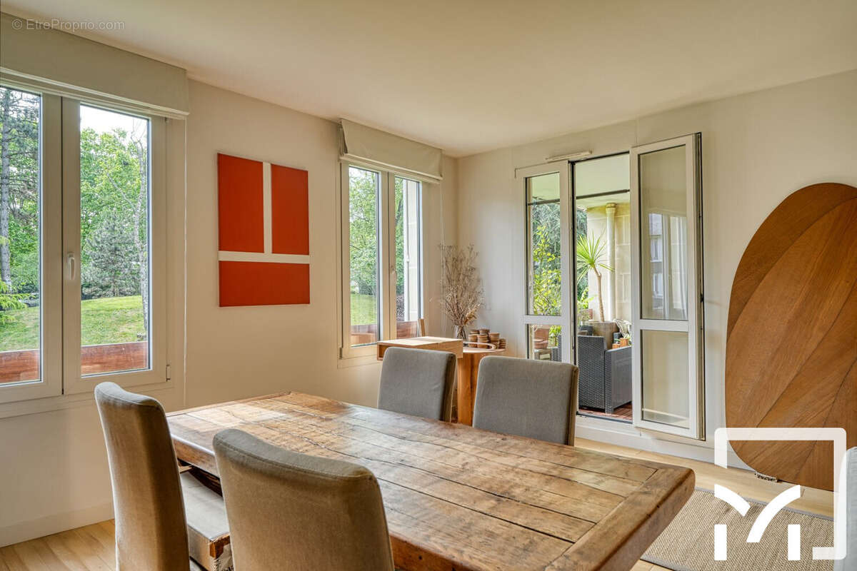 Appartement à LOUVECIENNES