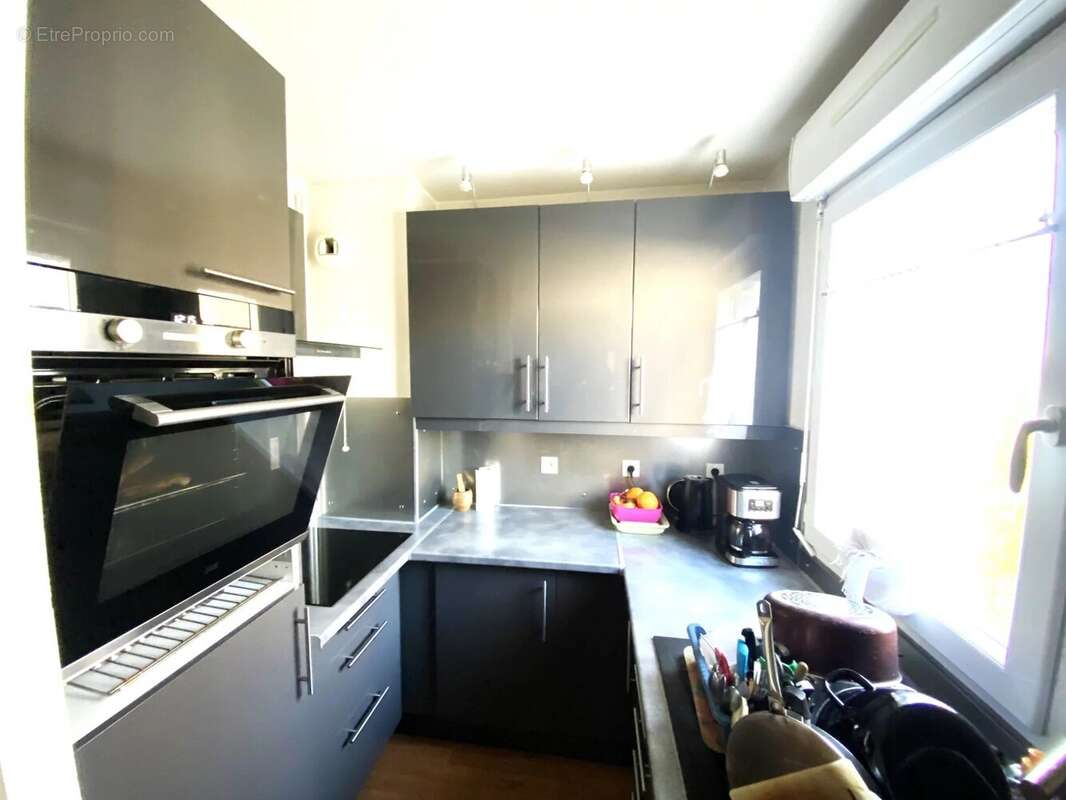Appartement à VILLETANEUSE