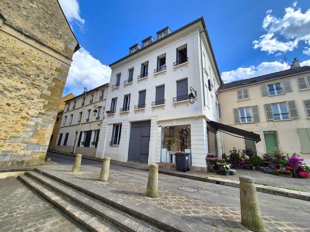 Appartement à JOUY-EN-JOSAS