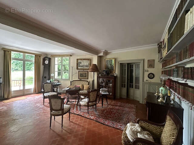 Maison à ILLATS