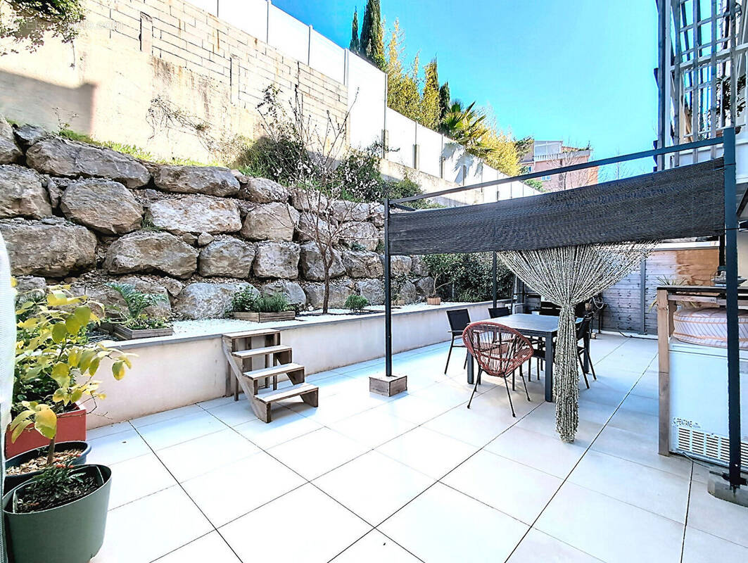 Appartement à MARSEILLE-12E