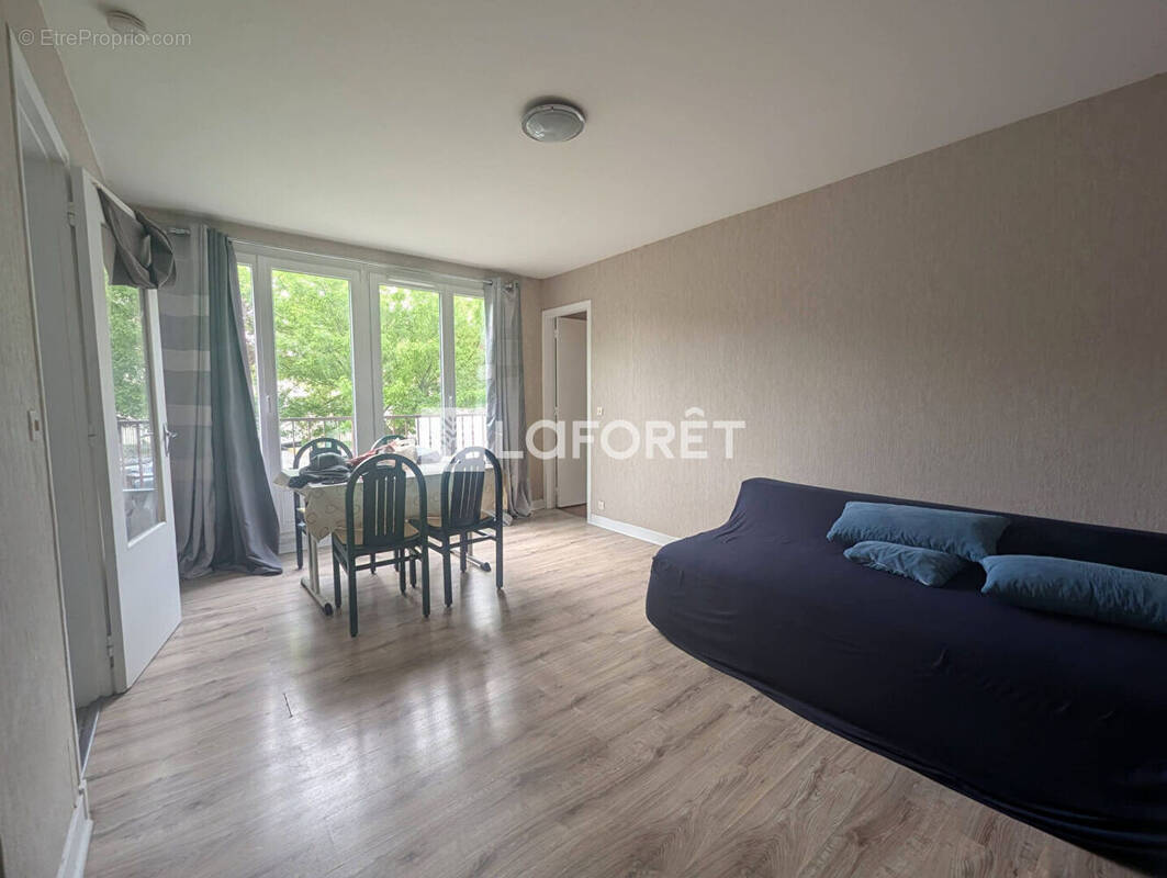 Appartement à VILLIERS-LE-BEL