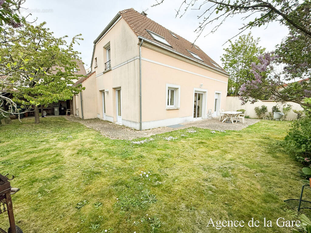 Maison à BEZONS