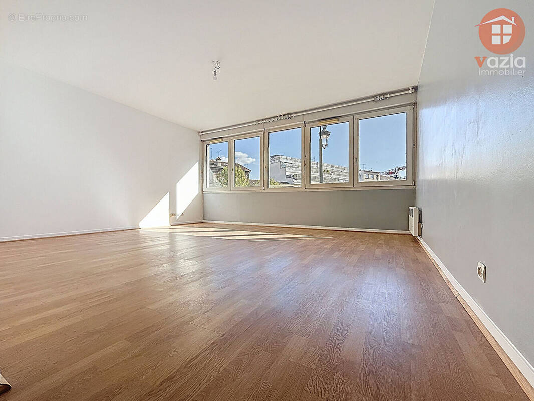 Appartement à PUTEAUX