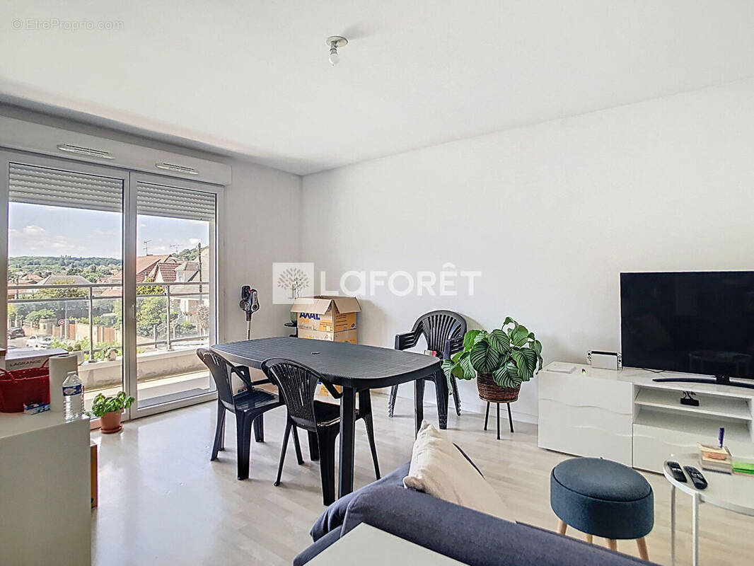 Appartement à LA VILLE-DU-BOIS