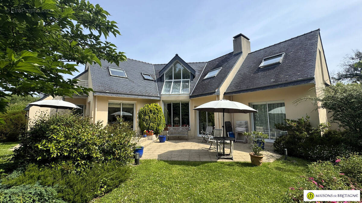 Maison à NEVEZ