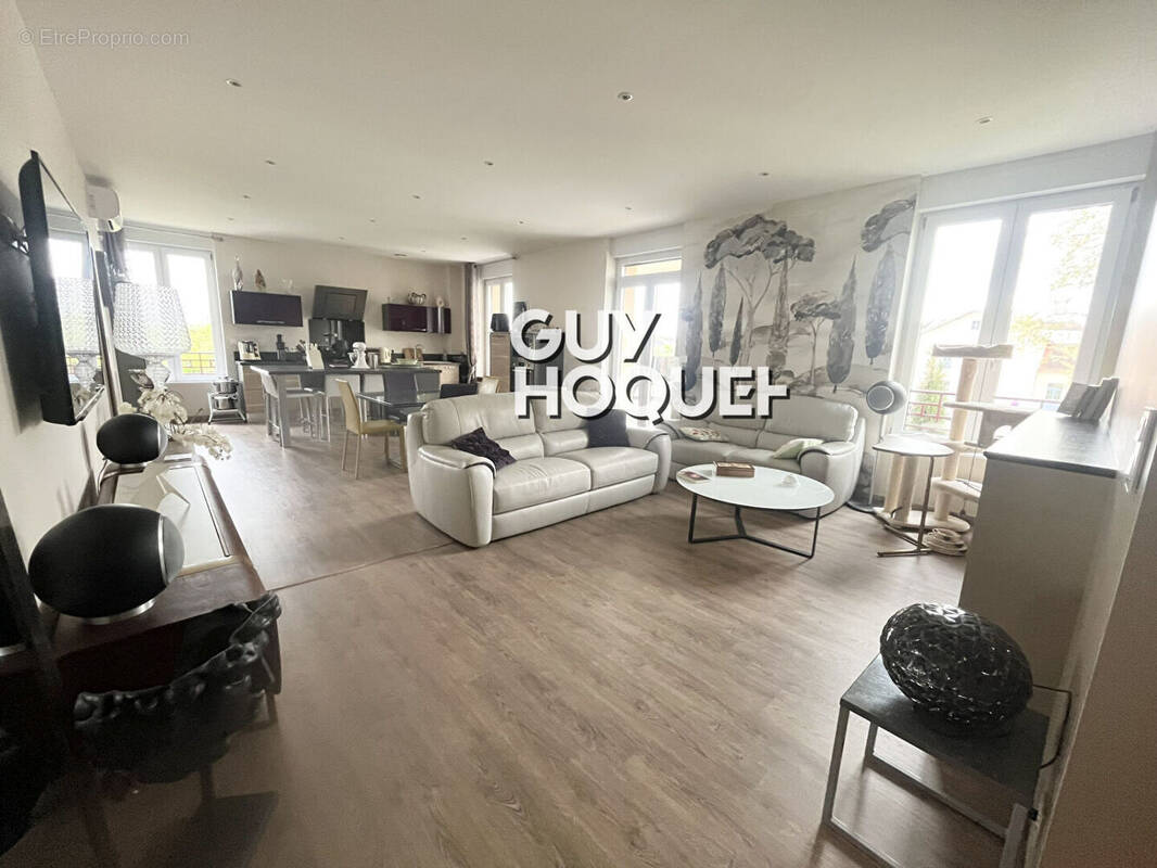 Appartement à PARAY-LE-MONIAL