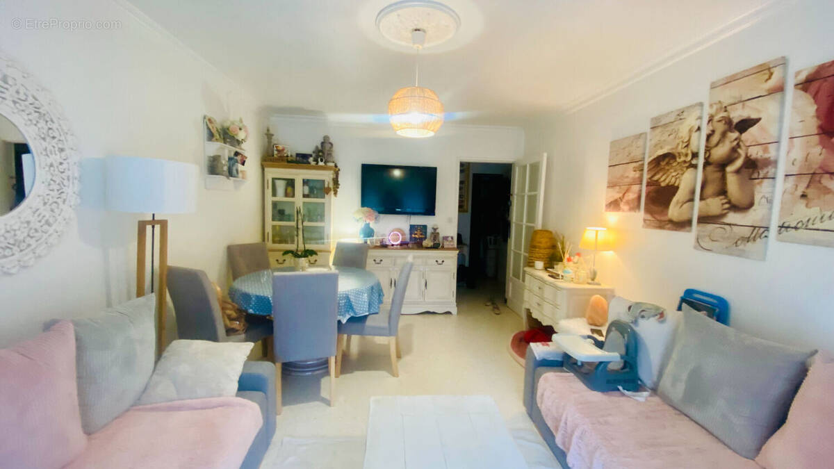 Appartement à LE CANNET