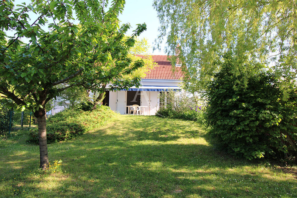 Maison à COMBLEUX
