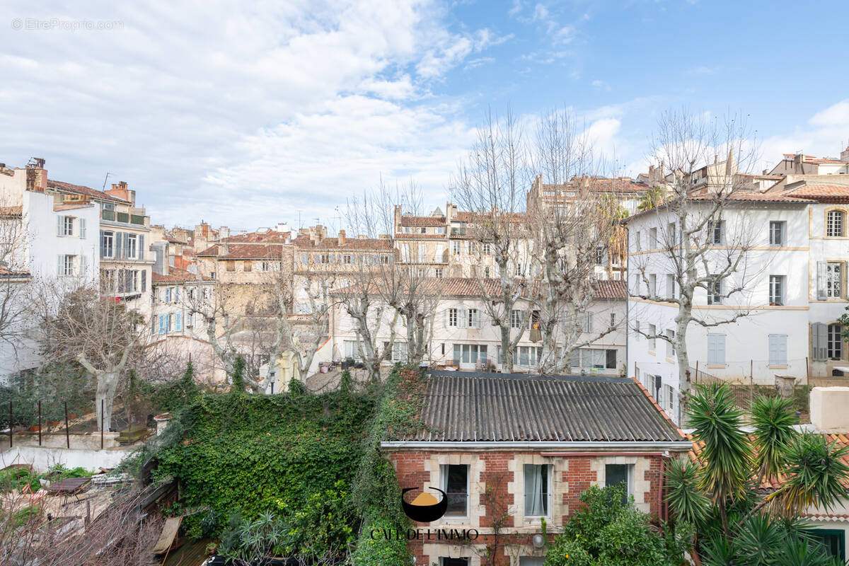 Appartement à MARSEILLE-6E