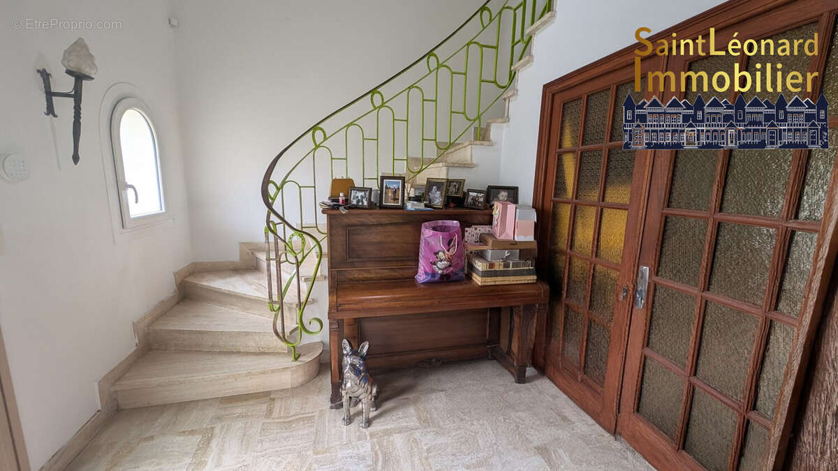 Maison à LECOUSSE