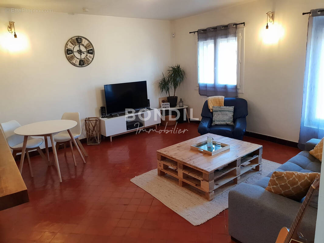 Appartement à PERTUIS