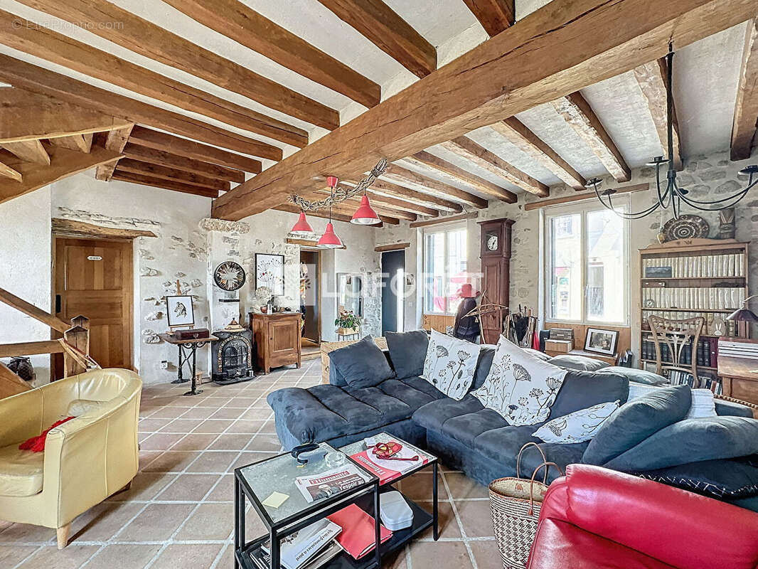 Maison à GOUSSAINVILLE