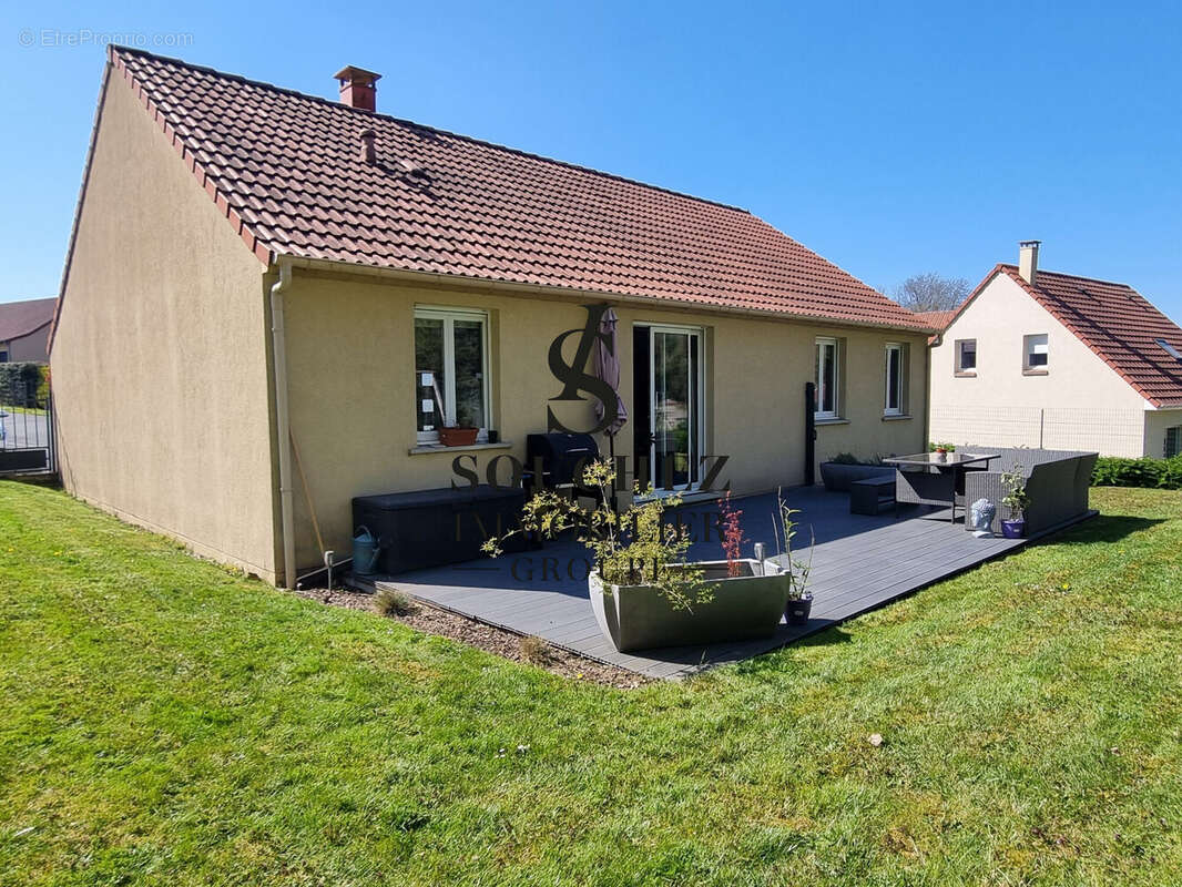 Maison à SAINT-LEGER