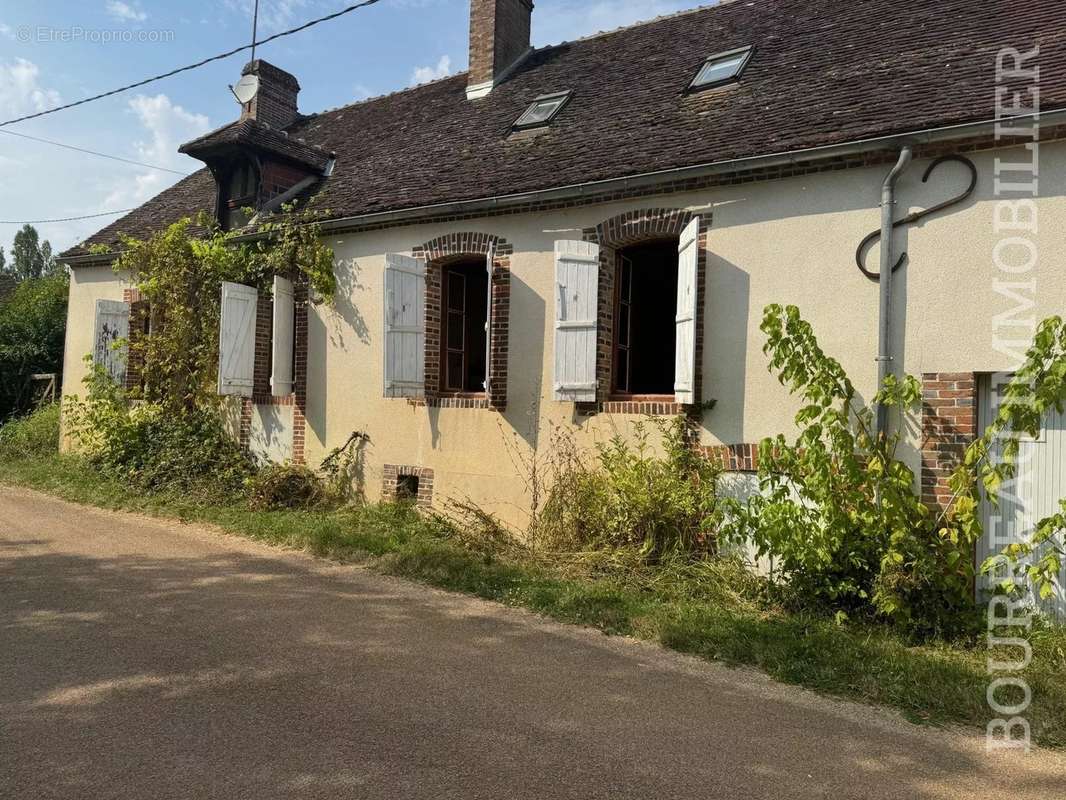 Maison à JOIGNY