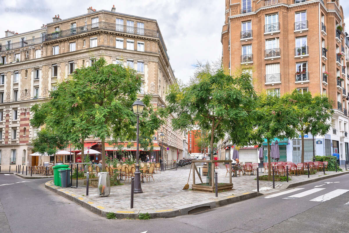 Appartement à PARIS-16E