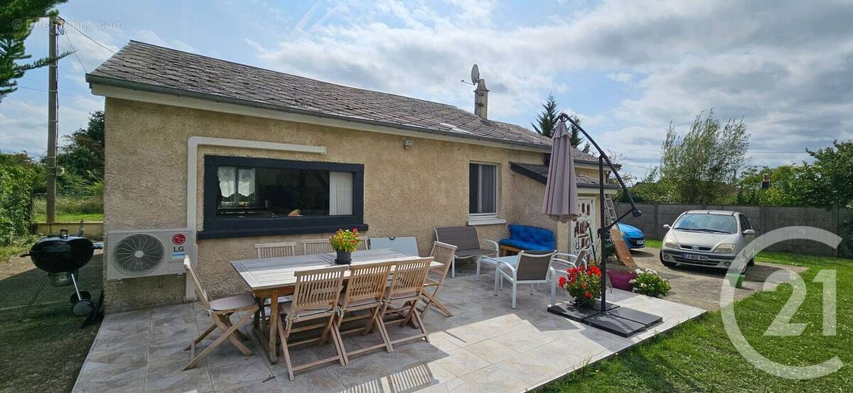 Maison à BROU