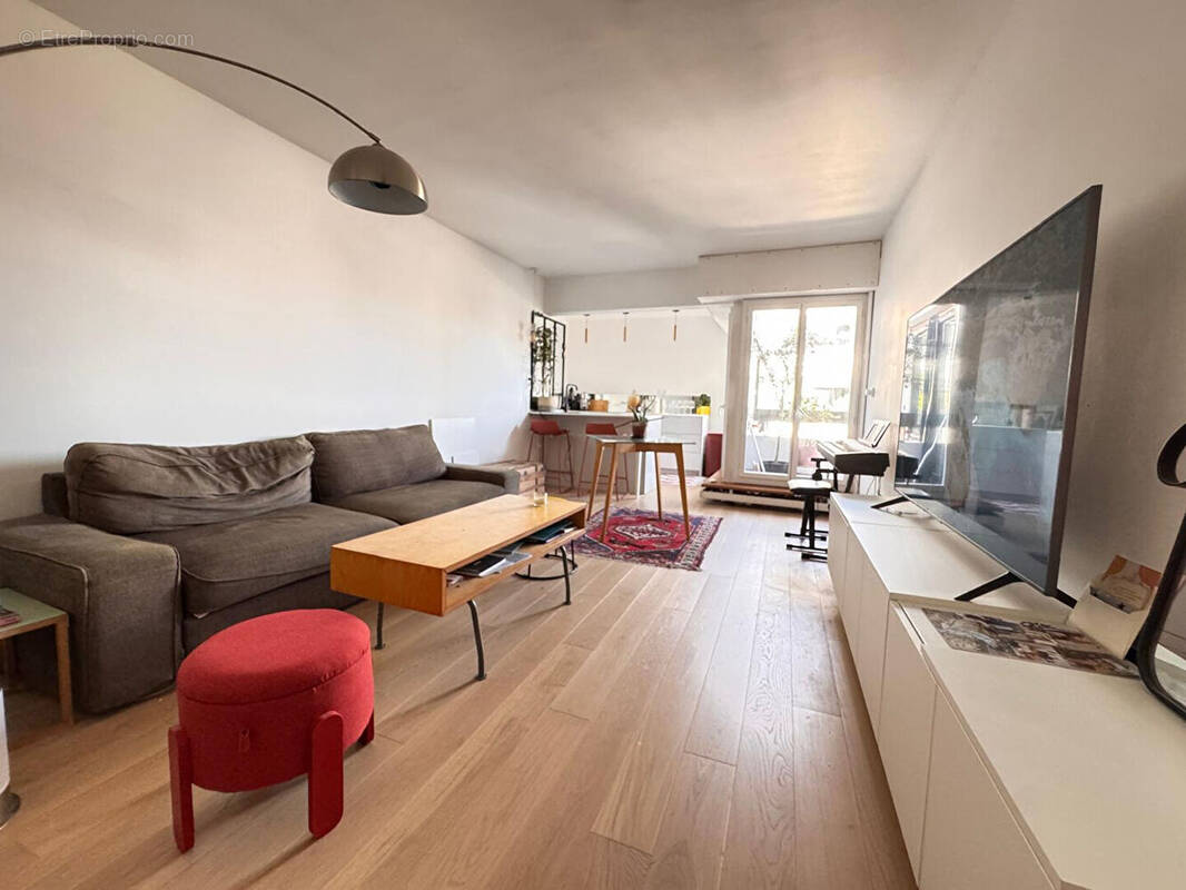 Appartement à PARIS-20E