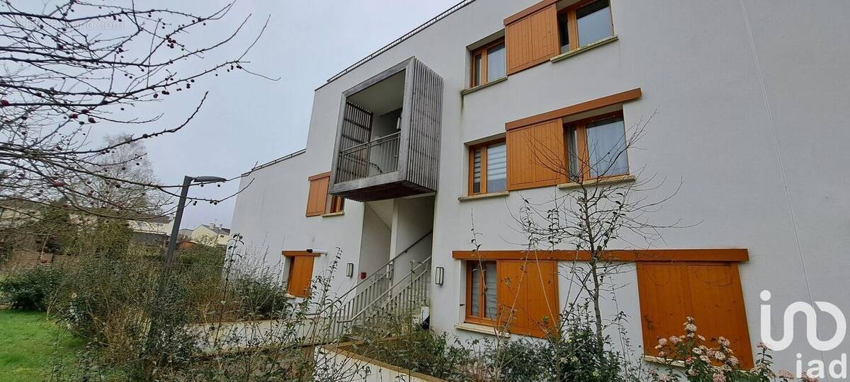 Photo 1 - Appartement à MENUCOURT