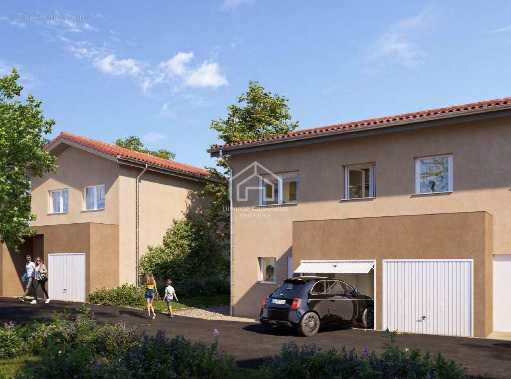 Maison à CESSY