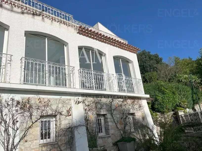 Maison à LA TURBIE