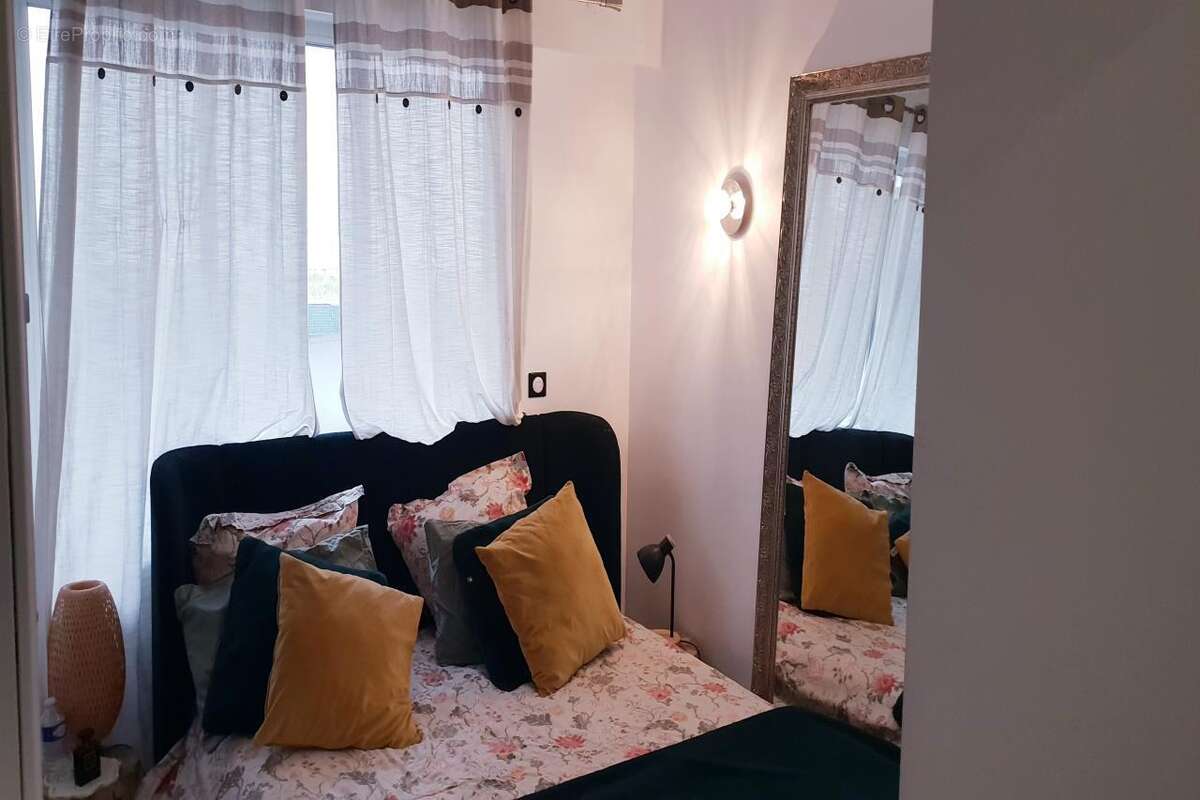 Appartement à LE CANNET