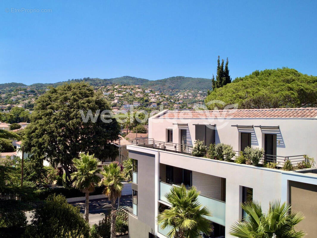 Appartement à MANDELIEU-LA-NAPOULE