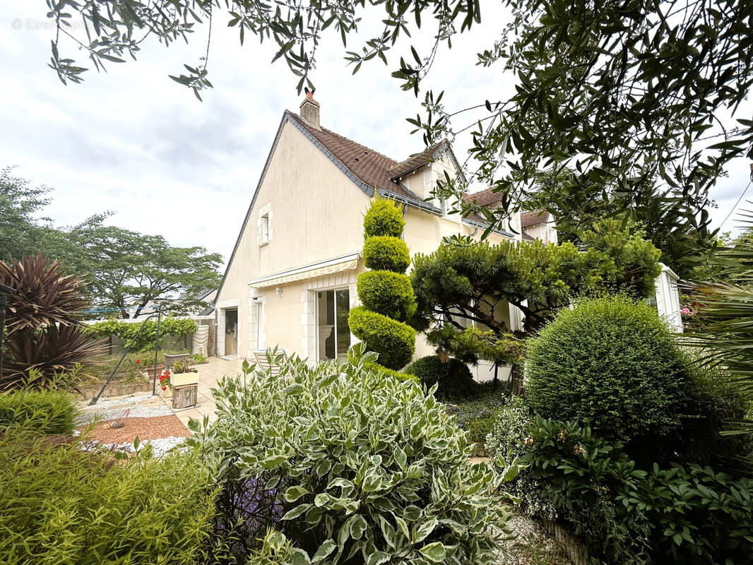 Maison à BALLAN-MIRE