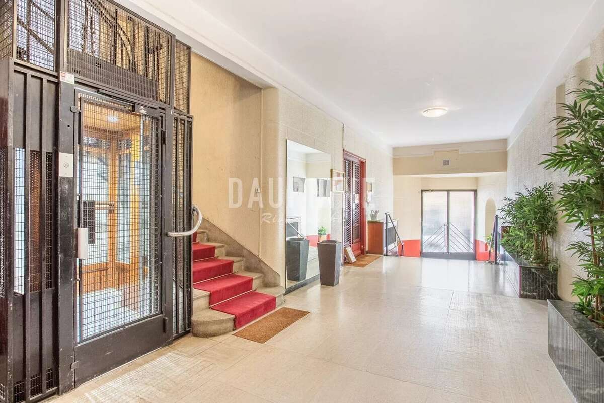 Appartement à PARIS-6E