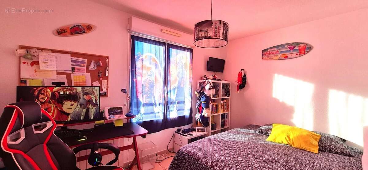 Appartement à SAINT-LAURENT-DU-VAR