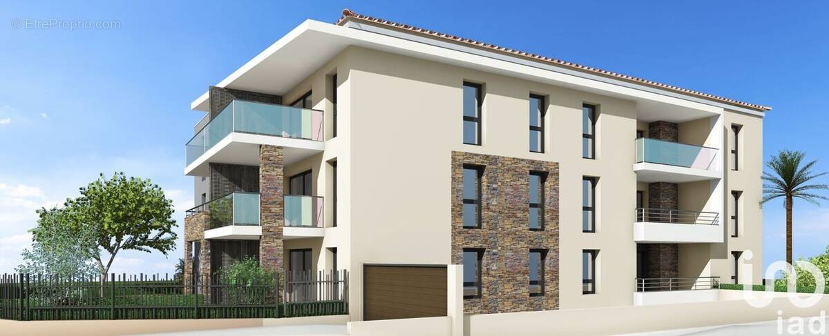 Photo 1 - Appartement à FREJUS