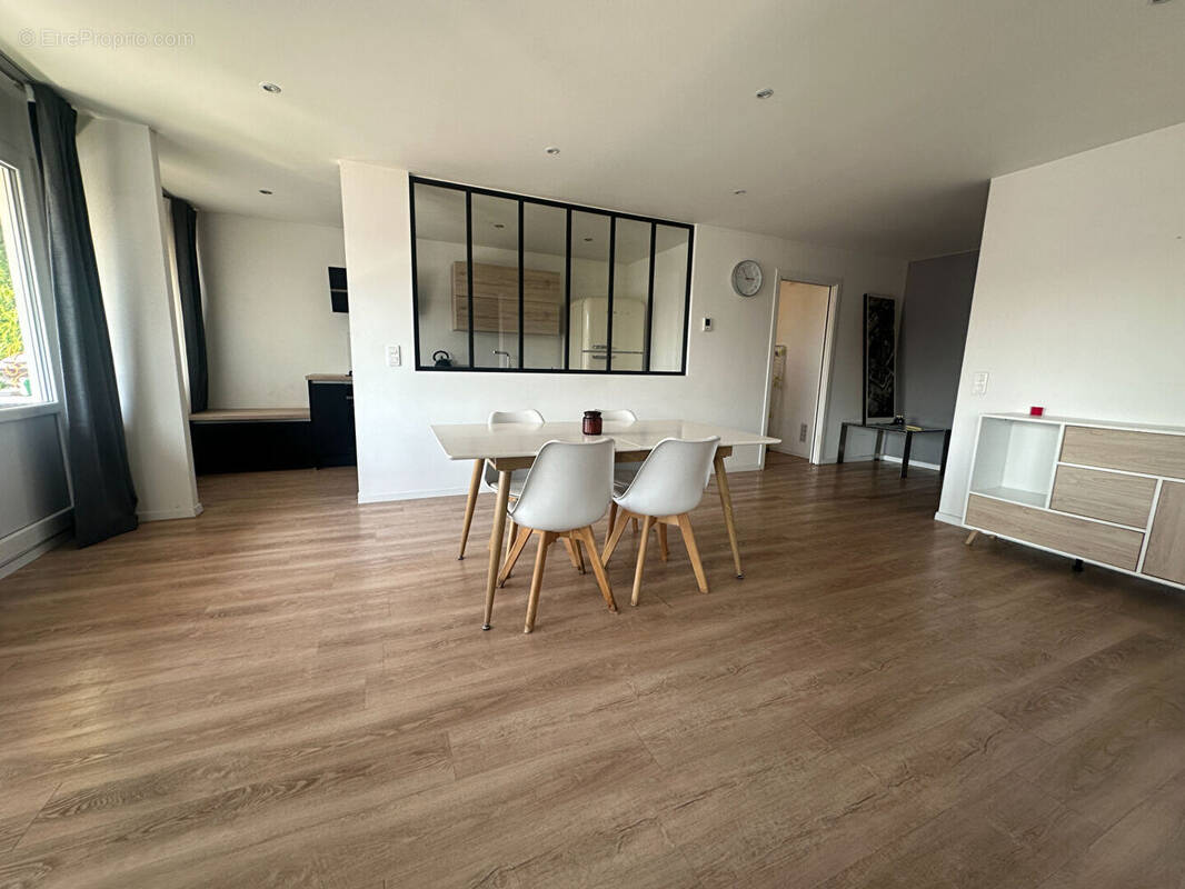 Appartement à LE BAN-SAINT-MARTIN