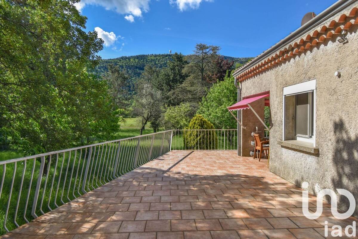 Photo 1 - Maison à PLAN-D&#039;AUPS-SAINTE-BAUME