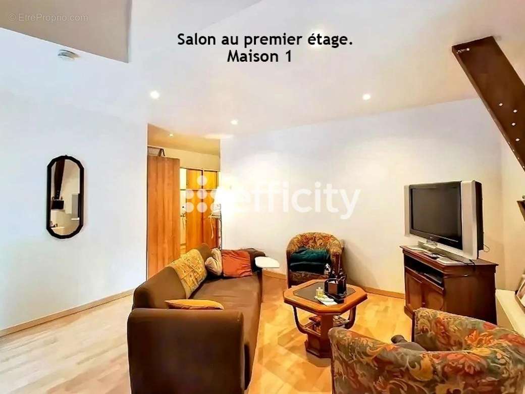 Maison à ENNERY