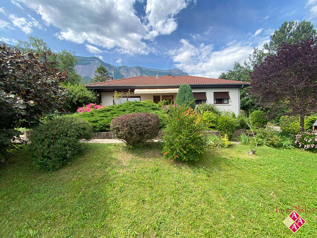 Maison à SAINT-ISMIER